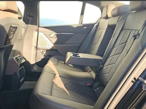 Used 2026 BMW 530i xDrive image 3