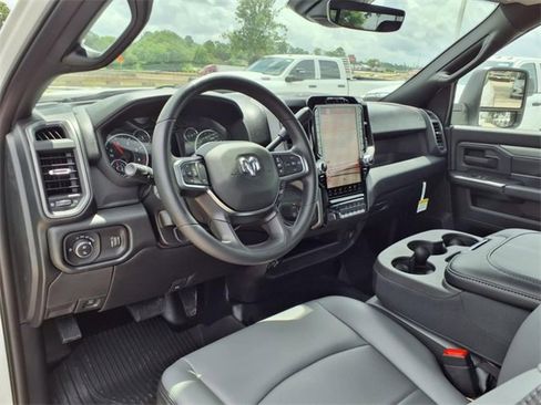 New 2025 RAM 3500 Tradesman image 3