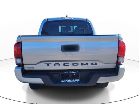 Certified 2022 Toyota Tacoma SR image 5