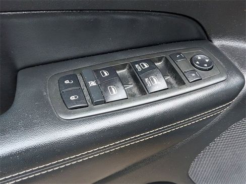 Used 2014 Jeep Grand Cherokee Limited image 15