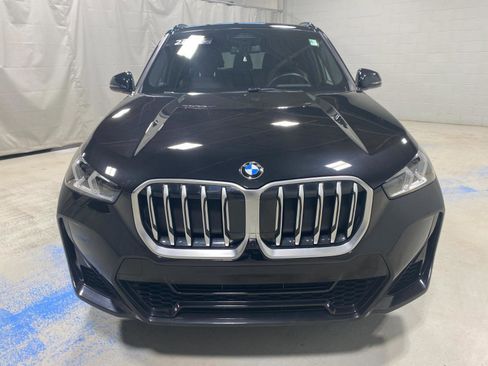 Used 2023 BMW X1 xDrive28i w/ Premium Package image 3