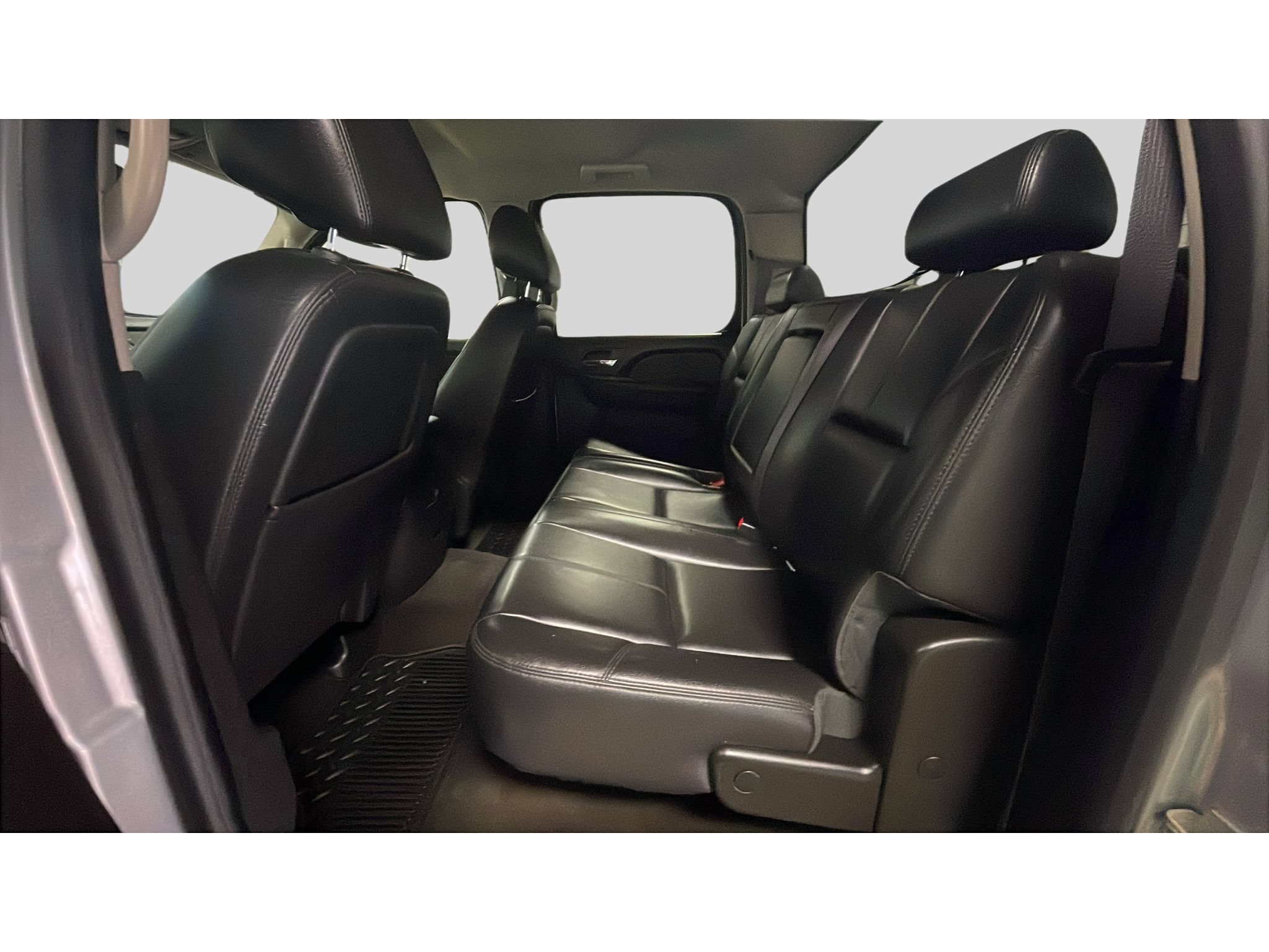 Used 2014 Chevrolet Silverado 3500 LTZ w/ LTZ Plus Package AWD/4WD image 15