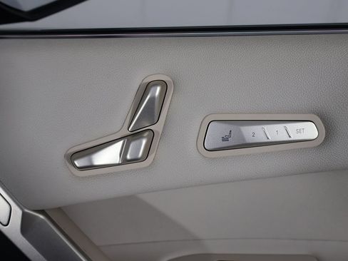 Used 2024 BMW iX xDrive50 w/ Premium Package AWD/4WD image 36