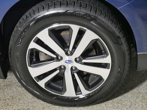 Used 2019 Subaru Outback 2.5i Limited w/ Popular Package #2 AWD/4WD image 15