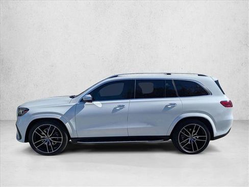 New 2026 Mercedes-Benz GLS 580 4MATIC image 5