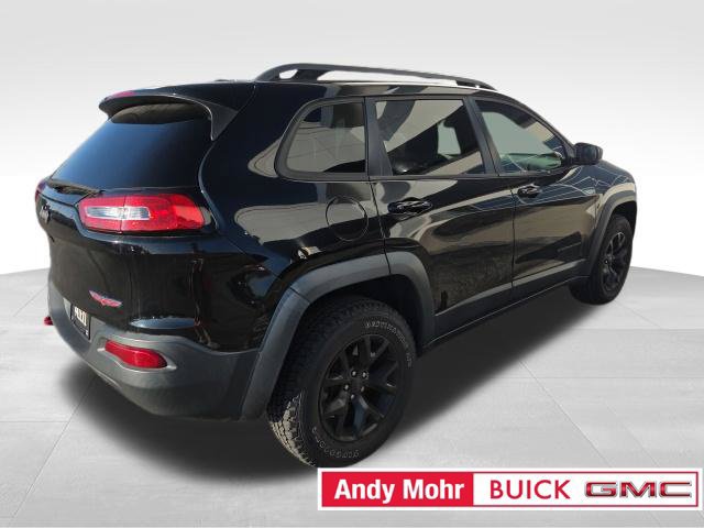 Used 2017 Jeep Cherokee Trailhawk AWD/4WD image 5