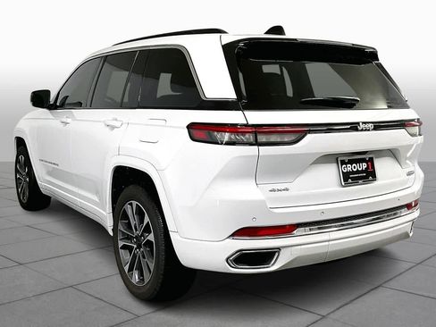 Used 2025 Jeep Grand Cherokee Overland w/ Trailer Tow Package image 11