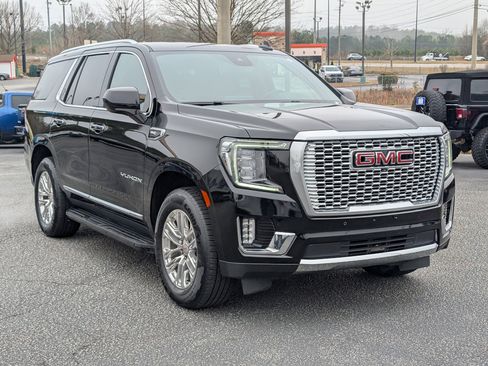 Used 2023 GMC Yukon SLT image 4