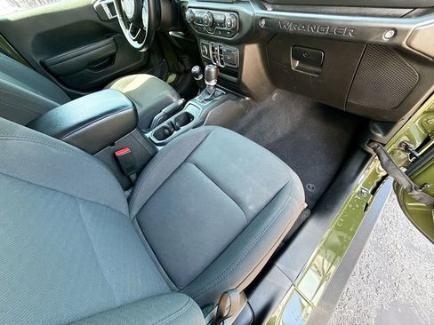 Used 2023 Jeep Wrangler Unlimited w/ Cold Weather Group image 33