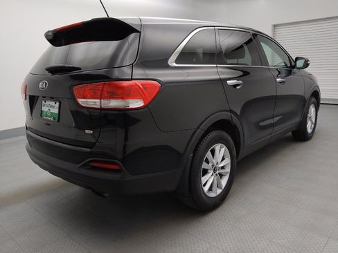 Used 2018 Kia Sorento L image 9