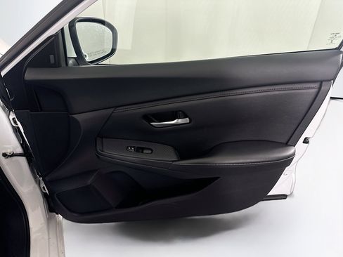 Used 2024 Nissan Sentra SV image 30