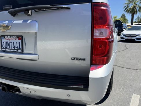 Used 2011 Chevrolet Suburban LT AWD/4WD image 26