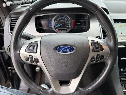 Used 2018 Ford Taurus SHO AWD/4WD image 16