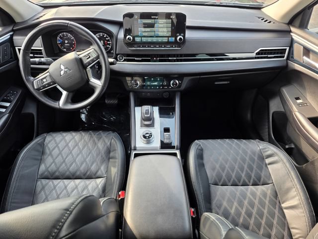 Used 2023 Mitsubishi Outlander SEL Black Edition AWD/4WD image 38