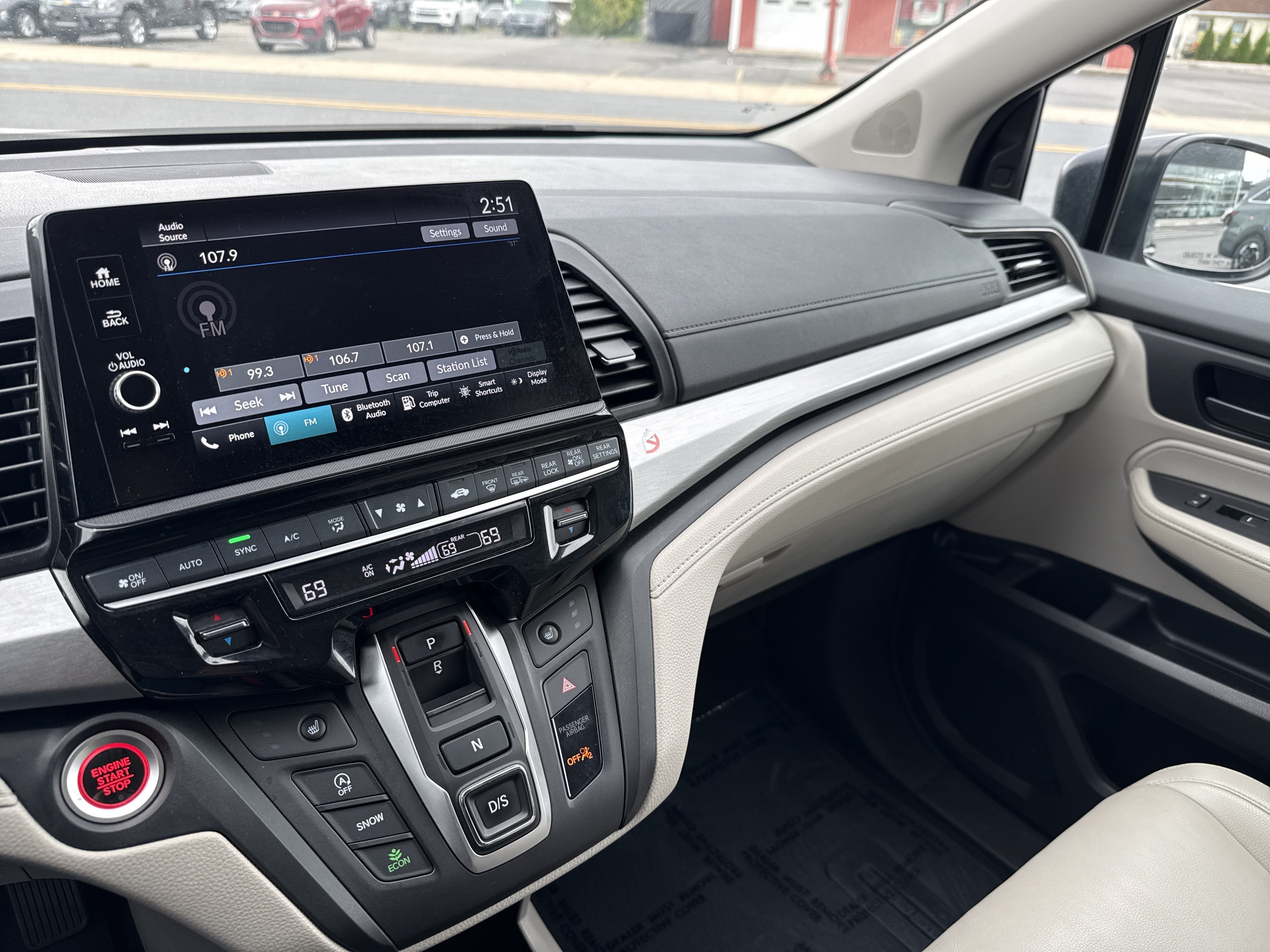 Used 2025 Honda Odyssey EX-L image 23