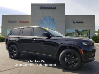 Used 2024 Jeep Grand Cherokee Altitude