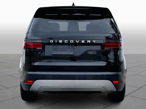 Used 2024 Land Rover Discovery S image 5
