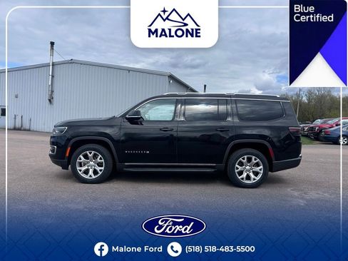 Used 2022 Jeep Wagoneer Series II AWD/4WD image 2