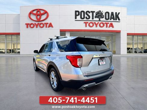Used 2021 Ford Explorer Limited w/ Equipment Group 301A AWD/4WD image 5