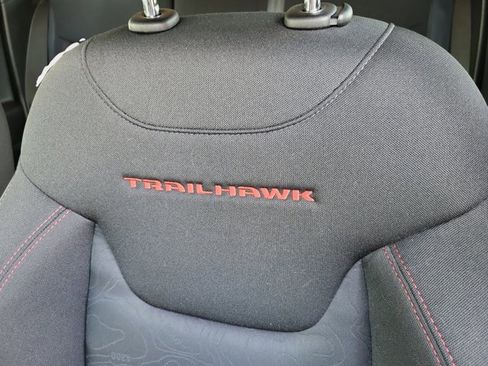 Certified 2023 Jeep Renegade Trailhawk image 38