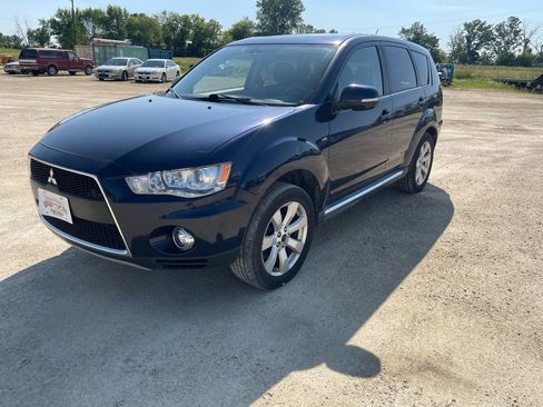 Used 2012 Mitsubishi Outlander GT image 8