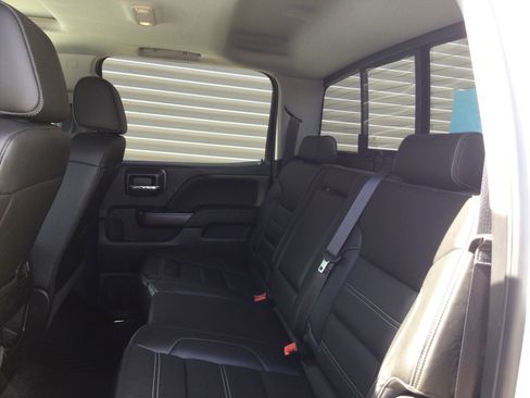 Used 2017 GMC Sierra 1500 Denali AWD/4WD image 8