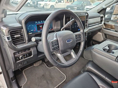 Used 2024 Ford F350 Lariat w/ Sport Appearance Package image 15