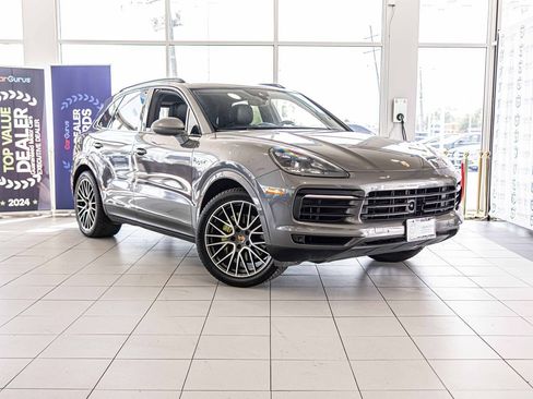 Used 2021 Porsche Cayenne E-Hybrid image 6