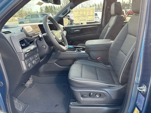 New 2026 Chevrolet Tahoe Premier w/ Sun And Tow Package AWD/4WD image 23