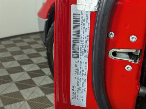 Certified 2017 RAM 1500 Classic SLT image 27