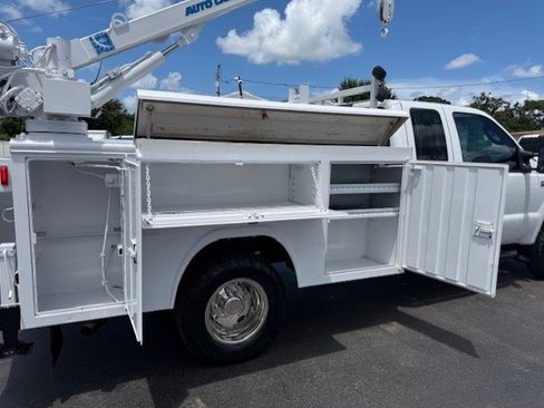 Used 2006 Ford F350 XL image 12