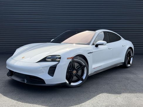 Used 2020 Porsche Taycan Turbo S AWD/4WD image 1