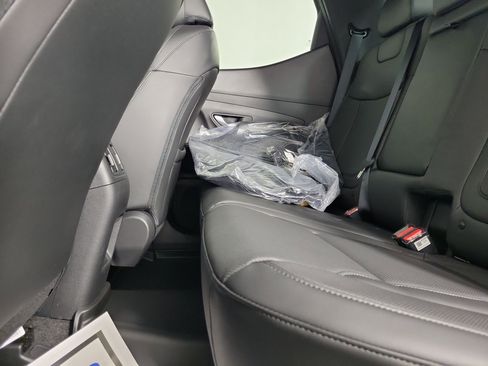 New 2025 Hyundai Santa Cruz SEL image 32