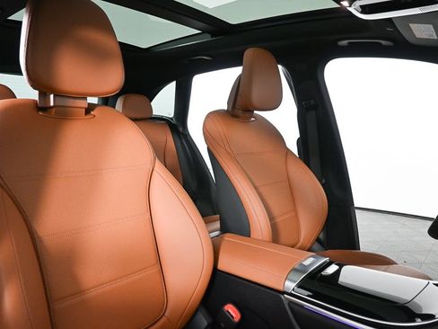 Certified 2026 Mercedes-Benz GLC 300 image 21