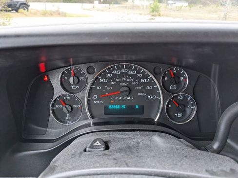 Used 2020 Chevrolet Express 3500 LT w/ LT Preferred Equipment Group image 20