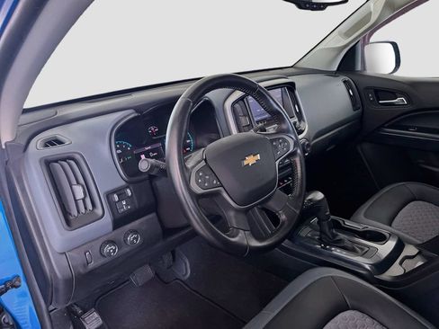 Used 2021 Chevrolet Colorado Z71 w/ LPO, Tonneau and Step Package AWD/4WD image 9