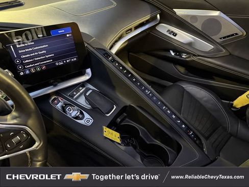 Used 2023 Chevrolet Corvette Stingray Preferred Conv w/ Z51 Performance Package RWD image 14