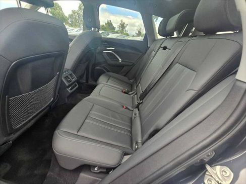 Used 2025 Audi Q5 Premium Plus w/ Premium Plus AWD/4WD image 17