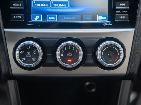 Used 2016 Subaru Impreza 2.0i Premium image 23