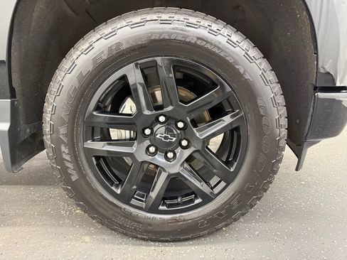 Used 2023 Chevrolet Silverado 1500 RST w/ Z71 Off-Road Package AWD/4WD image 21