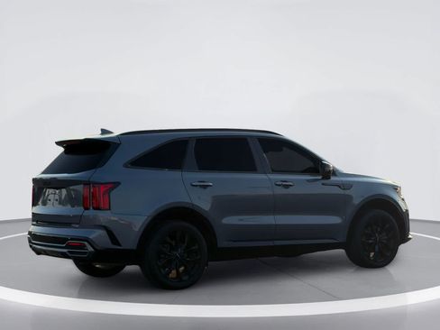 Used 2023 Kia Sorento SX FWD image 4
