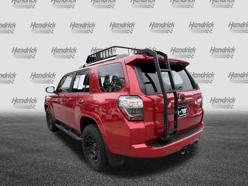 Used 2022 Toyota 4Runner SR5 Premium image 8