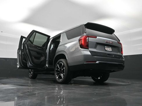New 2026 GMC Yukon Elevation w/ Elevation Premium Package image 32