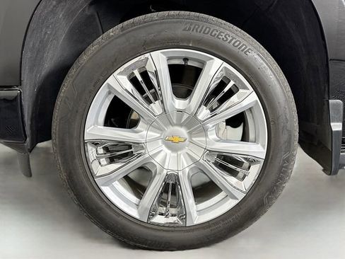 Used 2024 Chevrolet Silverado 1500 High Country w/ High Country Premium Package image 31