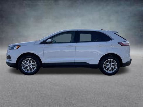 Used 2024 Ford Edge SEL image 2