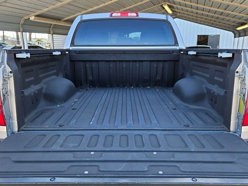 Used 2015 Toyota Tundra SR5 w/ SR5 Upgrade Package RWD image 25