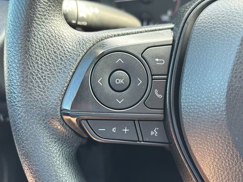 Used 2024 Toyota Corolla LE FWD image 18