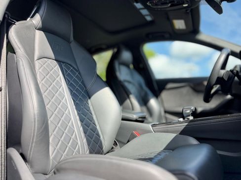 Used 2023 Audi S4 Premium Plus w/ Premium Plus Package image 22