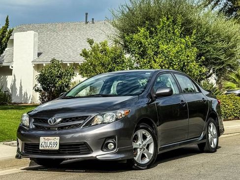 Used 2013 Toyota Corolla S FWD image 2