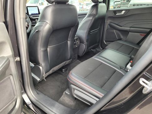 Used 2025 Ford Escape ST-Line image 14